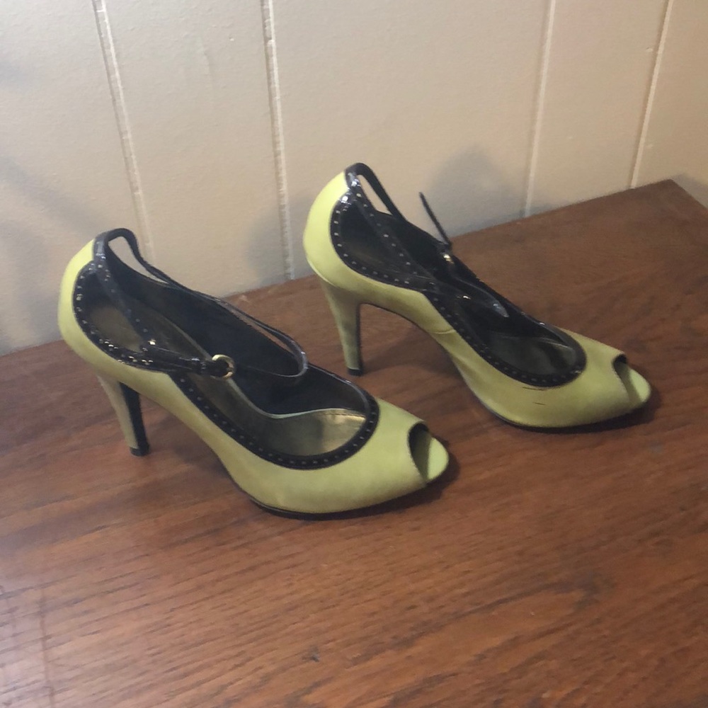 Linea Paolo Patent leather heels